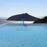  (For Sale) Residential Villa || Cyclades/Paros - 295 Sq.m, 6 Bedrooms, 2.150.000€ Paros 4082819 thumb0