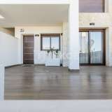  Impeccably Situated Chic Apartments in Torrevieja Alicante 8184949 thumb7