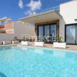  Vrijstaande Villa's aan het Strand Gelegen in Alicante Alicante 8184953 thumb2