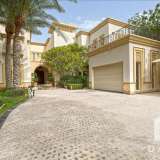  Dacha real estate is delighted to offer to the market this 6 bedroom lake view villa situated in the ever popular Emirates Hills. * 6 bedrooms* 7 bathrooms* BUA approx 15,200 sq ft* Plot 19,000 sq ft* Large kitchen  * Famil Emirates Hills 4886869 thumb0