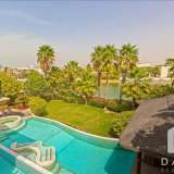  Dacha real estate is delighted to offer to the market this 6 bedroom lake view villa situated in the ever popular Emirates Hills. * 6 bedrooms* 7 bathrooms* BUA approx 15,200 sq ft* Plot 19,000 sq ft* Large kitchen  * Famil Emirates Hills 4886869 thumb7