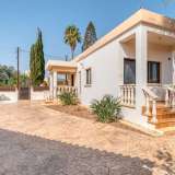  Three Bedroom Detached Bungalow For Sale in Avgorou with Land DeedsSpacious and well presented three bedroom detached bungalow is set on a large plot in a quiet residential area in the village of Avgorou with short distance to all local amenities. Avgorou 7987188 thumb7