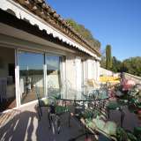  In the heart of a beautiful estate, beautiful villa Provencal in style with a surface area of approximately 350 m2 built on 2350 m2 of land with swimming pool and tennis in the condominium. The house is very well maintained and is located clos Mougins 3987197 thumb1