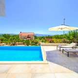  Moderne Luxusvilla mit Pool in ruhiger Lage Krk island 8109730 thumb2