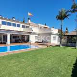  Luxe Villa in Malaga mit Gästezimmer und Meerblick Malaga 8093513 thumb0