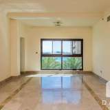  A luxurious two bedroom available for rent in the popular Fairmont Residences offering:1. Most demanded middle unit overlooking pool 2. Middle floor   3. 2 Bedroom plus maid 4. High spec interior with in-built kitchen appliances Palm Jumeirah 5394249 thumb4