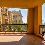  A stunning two bedroom apartment plus maids is available for Rent within the Fairmont Palm North Residence. The apartment boasts peaceful Marina and garden views and finishing’s within the apartment are to a high standard. The kitchen is partially close Palm Jumeirah 5494712 thumb14
