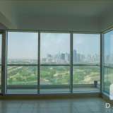  Dacha Real Estate is pleased to offer Rent-90k1 Bedroom,1 ensuite, 2 bath, w/1 balcony,Lake view , fitted kitchen appliances,bldg w/ gym, pool ,1 car park .Located on The Views, The Fairways consists of three contemporary high-rise The Views 5494716 thumb3