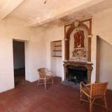  Exceptional location in the sought after area of Le Tholonet for this 19th century (1850) farmhouse stood on a plot of 1.3 hectares, free of any nuisance. This authentic period country property requires renovation. It offers a succession of li Aix-en-provence 4095388 thumb9