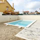 Moradia T3 com piscina na Aldeia de Juzo