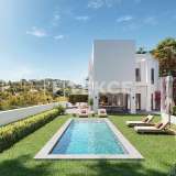 Semi-Detached Homes with Private Pool and Garden in Malaga Malaga  8096569 thumb0