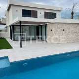  Freistehende Villen auf großen Grundstücken in Monte Zenia Alicante 8096570 thumb1