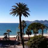 In one of the most prestigious palaces on the Croisette in Cannes you'll find this beautiful 70 m2 apartment with great lateral view over the sea. The apartment has been recently renovated. Possibility to purchase two parking  Cannes 2698079 thumb1