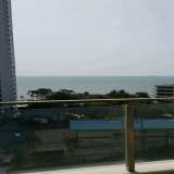  Luxurious 1 BR Beachfront Condominium On Wongamat Beach For Rent Reasonable Price... Pattaya 4598928 thumb6