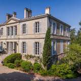  Beautiful elegant chateau for sale, built in 1815 and fully restored to a very high standard. Offering about 900 m2 of luxury renovated accommodation, comprising 4 reception rooms, 5 ensuite bedrooms. Outbuildings. Heated swimming pool 20 m x 9 m. Tennis  Condom 4099169 thumb9