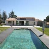  In an elevated position, in the heart of a private and secure gated Domaine, a very desirable address 'Les Hauts de Saint Paul', come and discover this magnificent contemporary style property with its grand reception rooms, 5 en suite bedrooms,  Saint-Paul de Vence 4099257 thumb4