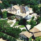  Wine Property in the stunning Languedoc region on 50 ha with Medieval Castle.Estate of which 45 ha are in one piece which wrap around the buildings.  There is a mature ancient wooded park, a Helipad.  About 2000 m2 of living space  Montpellier 4099090 thumb2